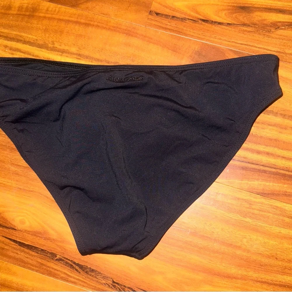 Billabong BLACK SOL SEARCHER LOWRIDER BIKINI BOTTOM.